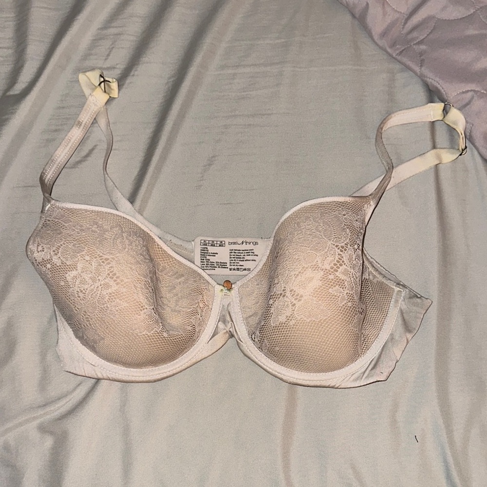Bras N Things Cream Lace Bra with Adjustable Straps